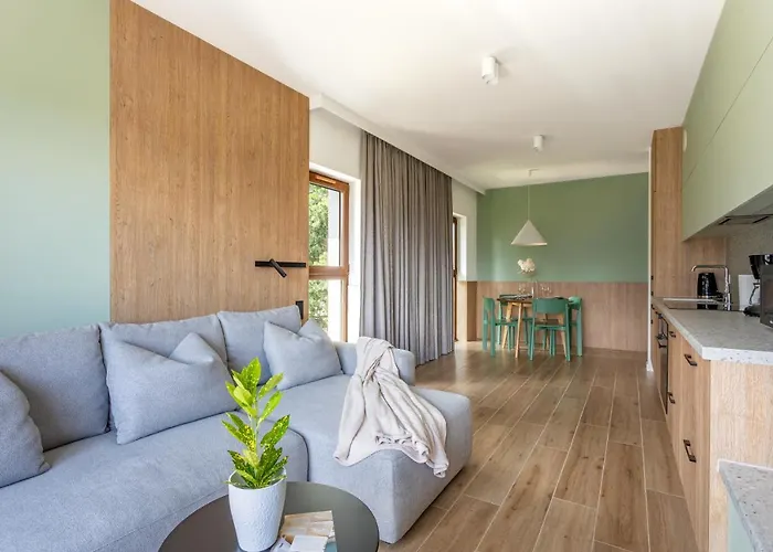 Park C12-z Dostepem Do Basenu, Sauny, Jacuzzi, Silowni * 斯克拉斯卡波伦巴